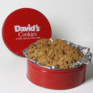 David's Cookies Oatmeal Raisin 2lb Tin